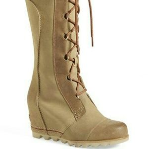 Sorel Cate the Great Wedge Boot 7 Crouton