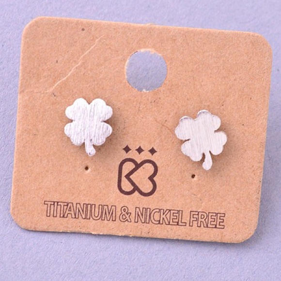 Jewelry - Silver Four Leaf Clover Earrings