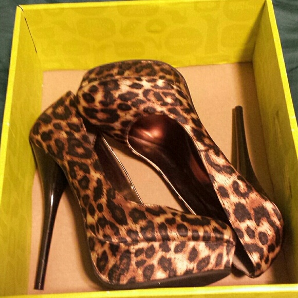 Cheetah Heels