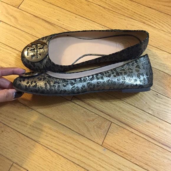 SOLD Tory Burch Glitter Flats - Picture 3 of 4