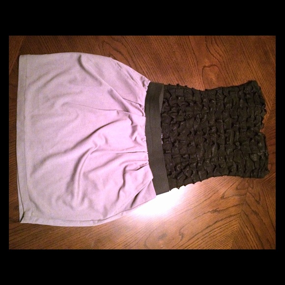 Skirt. - Picture 1 of 3