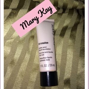 💋💄Beige 5 Mary Kay matte-wear foundation. 💄💋💝