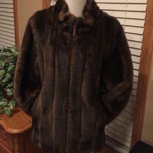 NWT FAUX FUR COAT CHOCOLATE BROWN. FINAL $$ DROP❗️