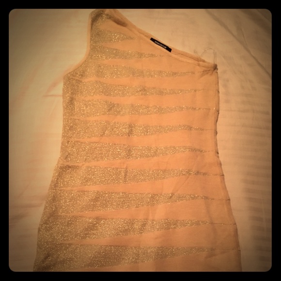 NWOT Gold sparkly 1 shoulder mini dress, size lrge