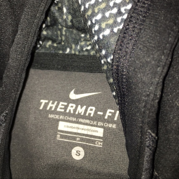 Nike hooded sweatshirt - Picture 2 of 2