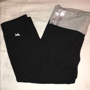 Pink yoga crop legging