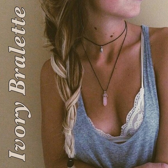 Boutique Other - 🍁 🌻 LAST ONE Delicate Lace Bralette