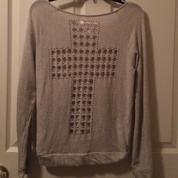 Gray Top with Cross cut out