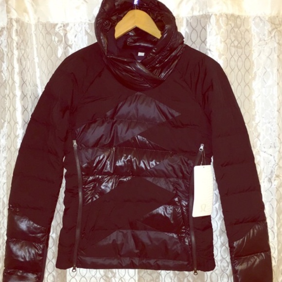 New Lululemon black down pullover - Picture 2 of 4