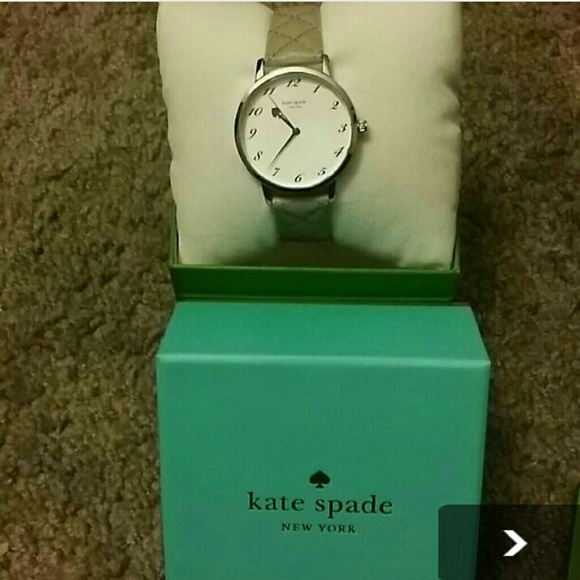 Kate spade watch. Need this gone make an offer!