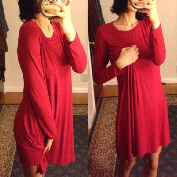 Flowy red dress