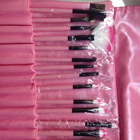 24 set brand NEW makeup brushes by Zodaca - Picture 4 of 4