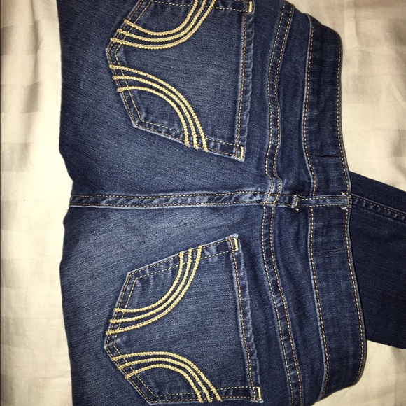 Hollister Jeans - Picture 2 of 3