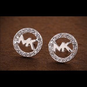 New! Mk // Make an offer!