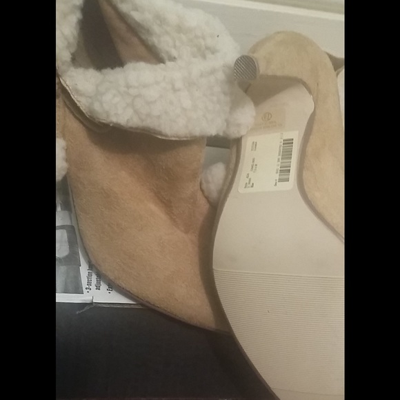 Tan booties - Picture 2 of 2