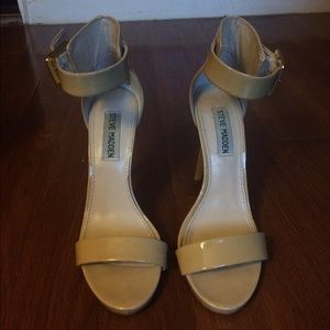 Steve Madden Nude Heels