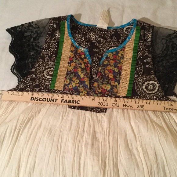 SOLD!! Sorry! FREE PEOPLE Boho Top - Picture 4 of 4