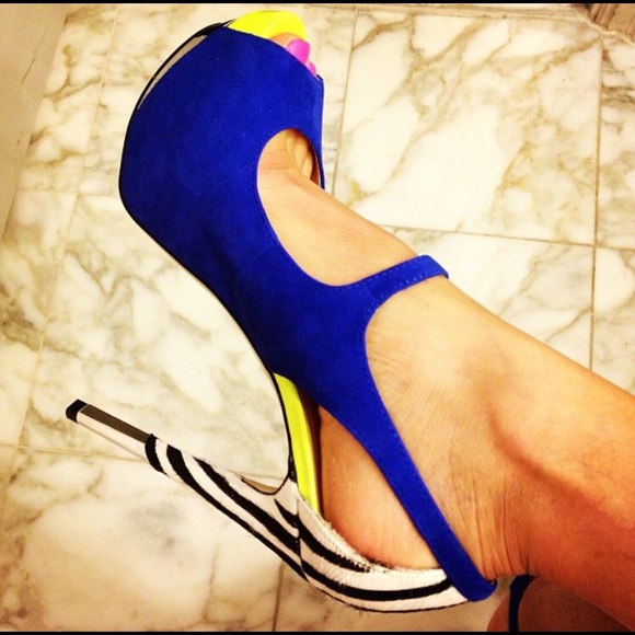 Boutique 9|Blue Suede&Calf Hair High Heel Sandals|