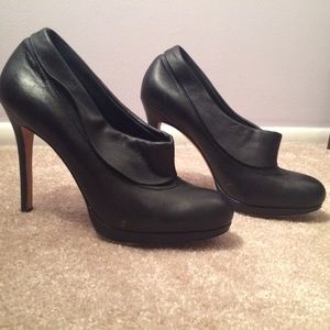Ann Taylor Carina booties