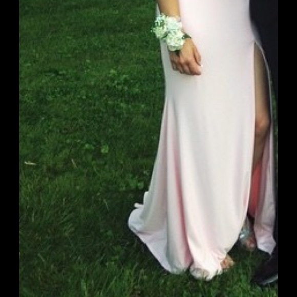 PROM DRESS - Picture 2 of 5