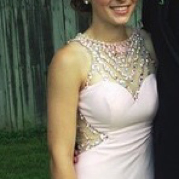 PROM DRESS - Picture 3 of 5