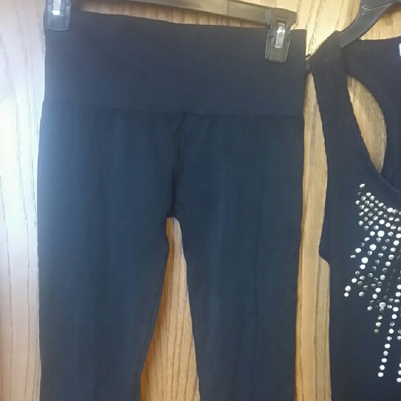 MATCHING PANTS AND TOP - Picture 3 of 4