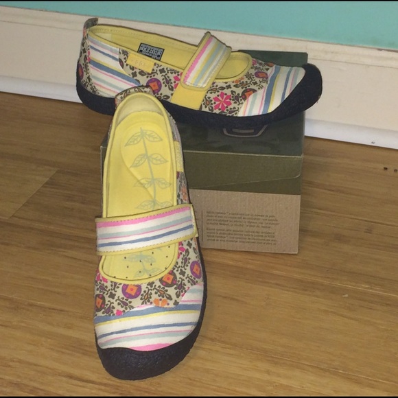 Like-new Keen mary janes