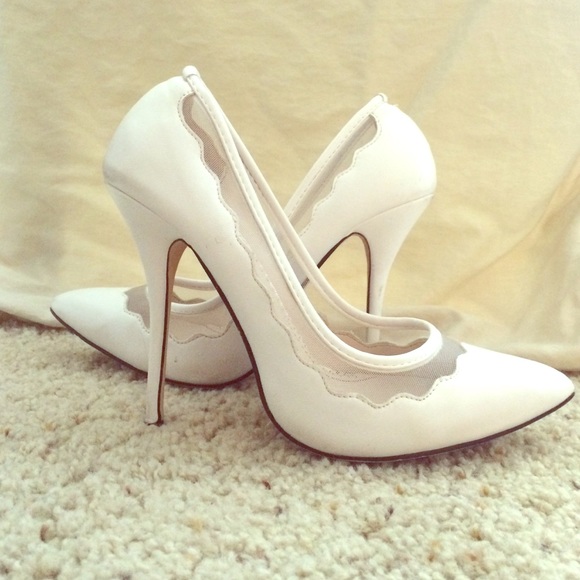 Shoe Dazzle Shoes - Madison White High Heel