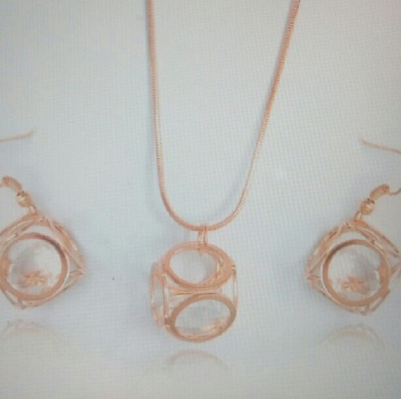 Prevalent gold filled set