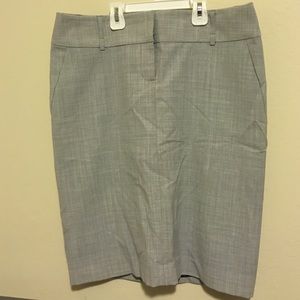 Express light gray skirt
