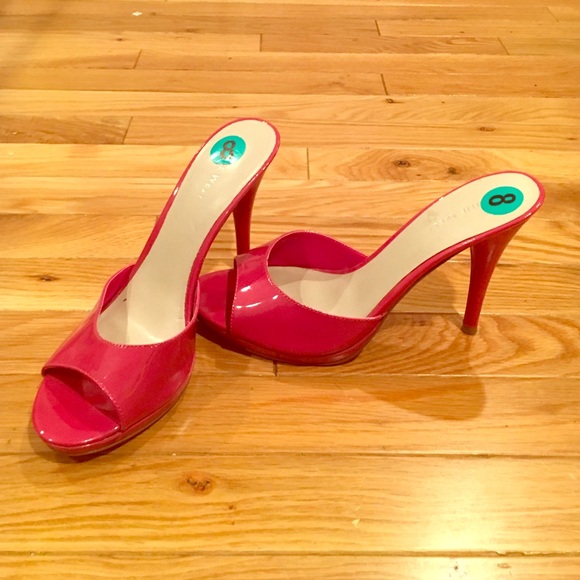 Pink Nine West heels size 8
