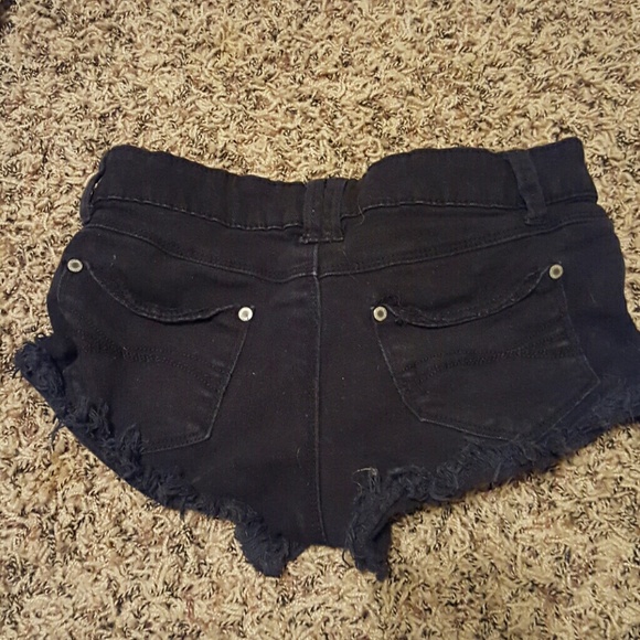 Shorts - Picture 2 of 2