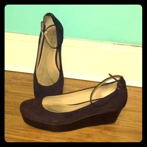 Great Kate Spade brown suede wedges