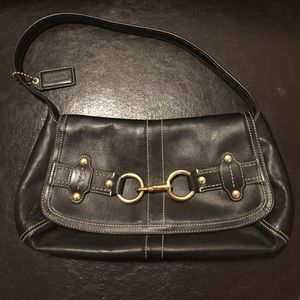 Authentic LikeNew Coach black leather shoulder bag