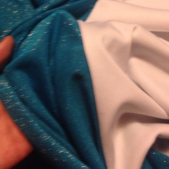 Cute semi sleeve cross over shirt - Picture 3 of 4