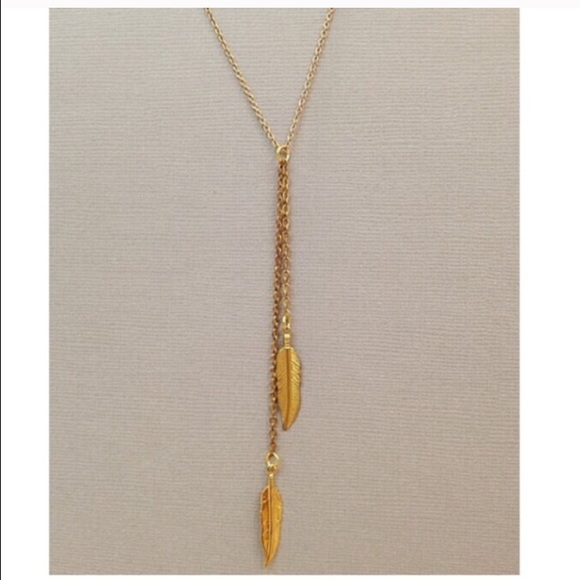 ❌sold in bundle ❌Feather necklace - Picture 2 of 3