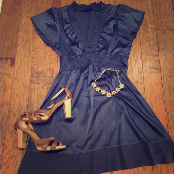 Beautiful Blue BCBG MaxAzria Dress