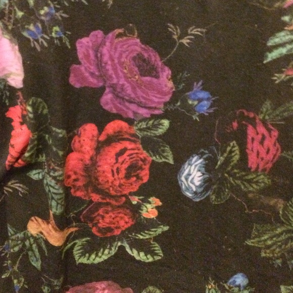 Shirt - Picture 2 of 4