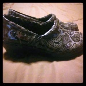 Nursemate Pillow top Nursing shoes