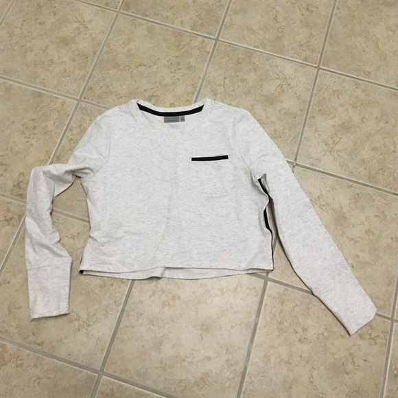 Athleta NWOT crop top size L