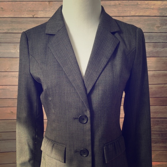 Banana Republic Jackets & Blazers - NWOT Banana Republic Jacket
