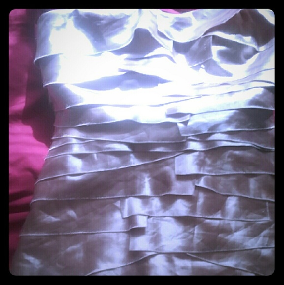 Bebe sleeveless ruffle dress
