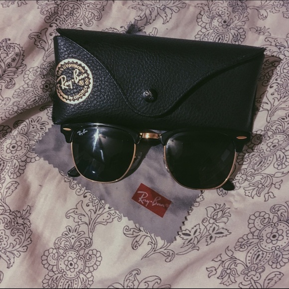Authentic Ray Ban Clubmaster RB3016 W0365