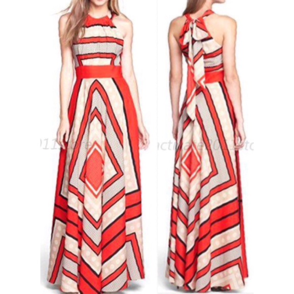 Dresses & Skirts - ‼️vintage style chiffon maxi dress‼️