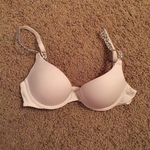 White Victoria secret 32B bra