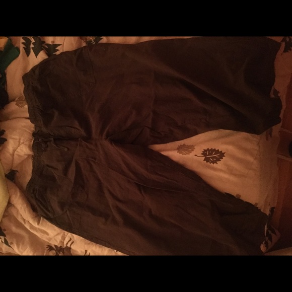 Brown Capris