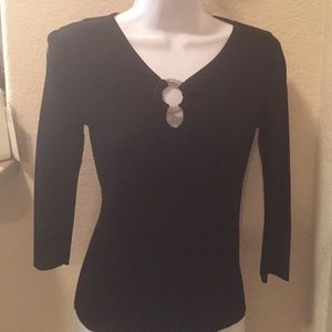 Cable and Gauge black top