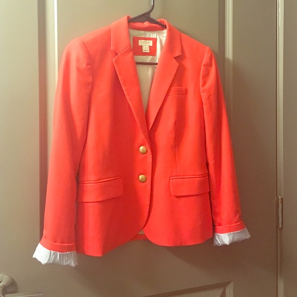 Blazer with seersucker sleeves