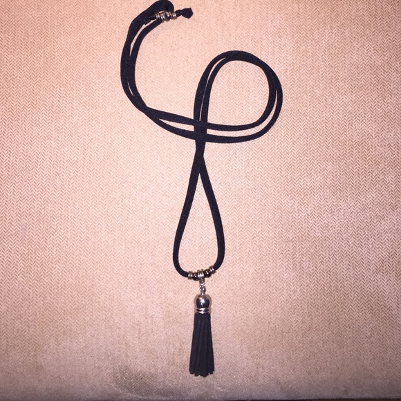 Adjustable long necklace