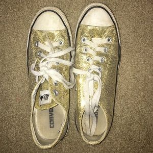 Gold converse